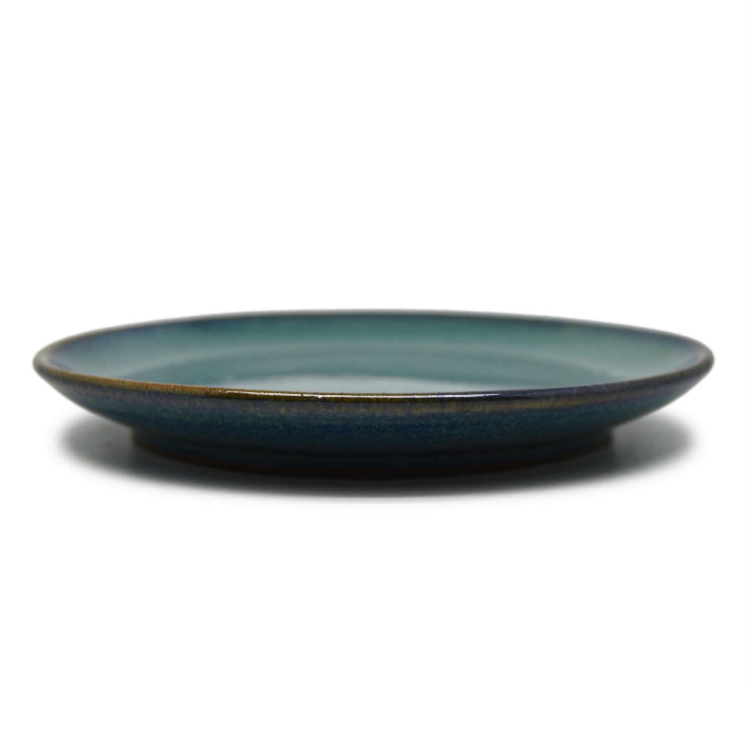 Rounded plate D22 - 0005 Stoneware